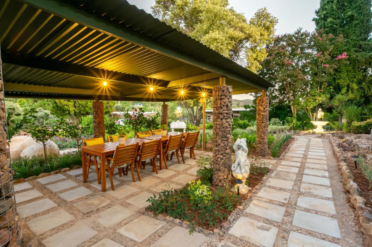 Die Fonteine Guest House Oudtshoorn Exterior foto