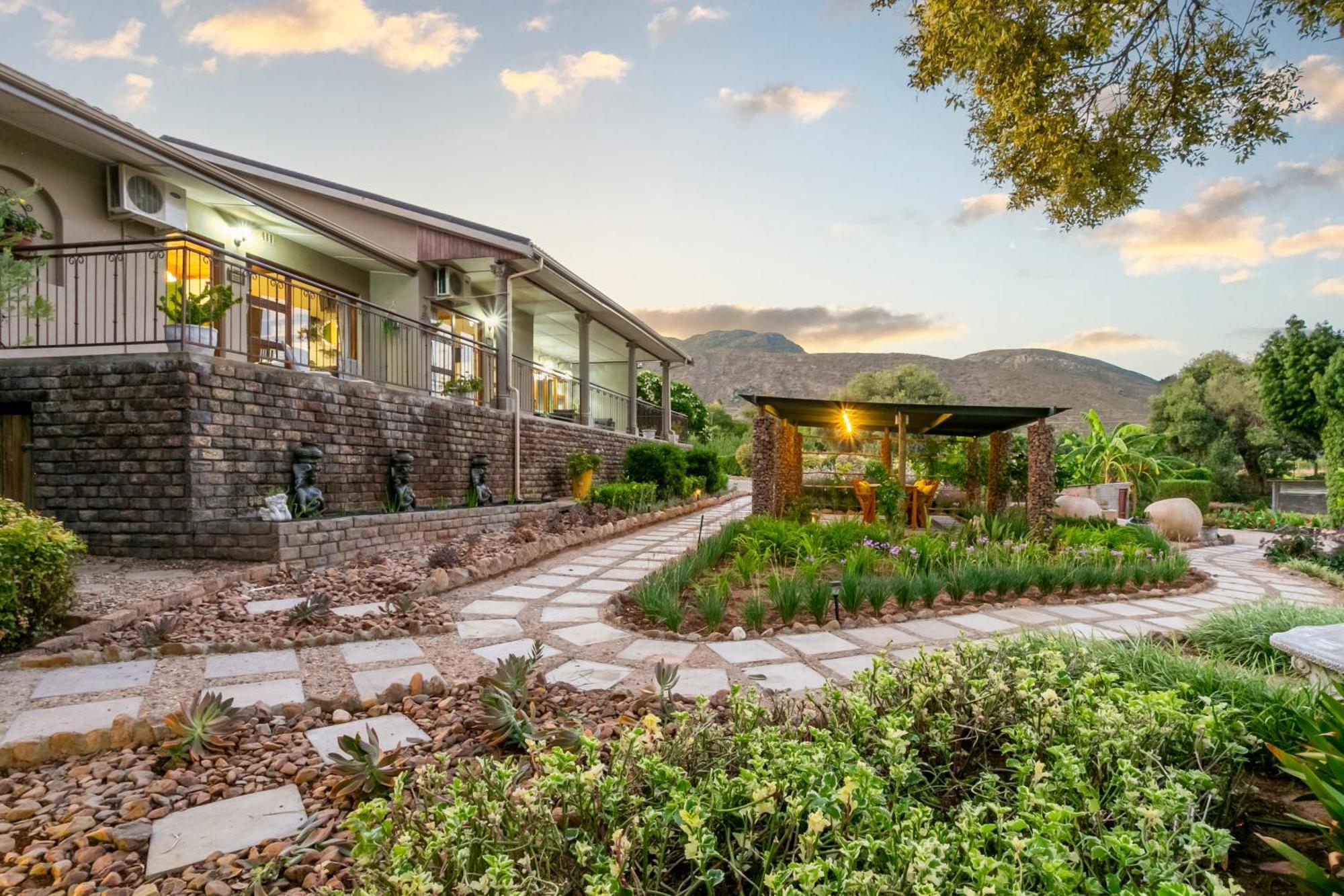 Die Fonteine Guest House Oudtshoorn Exterior foto
