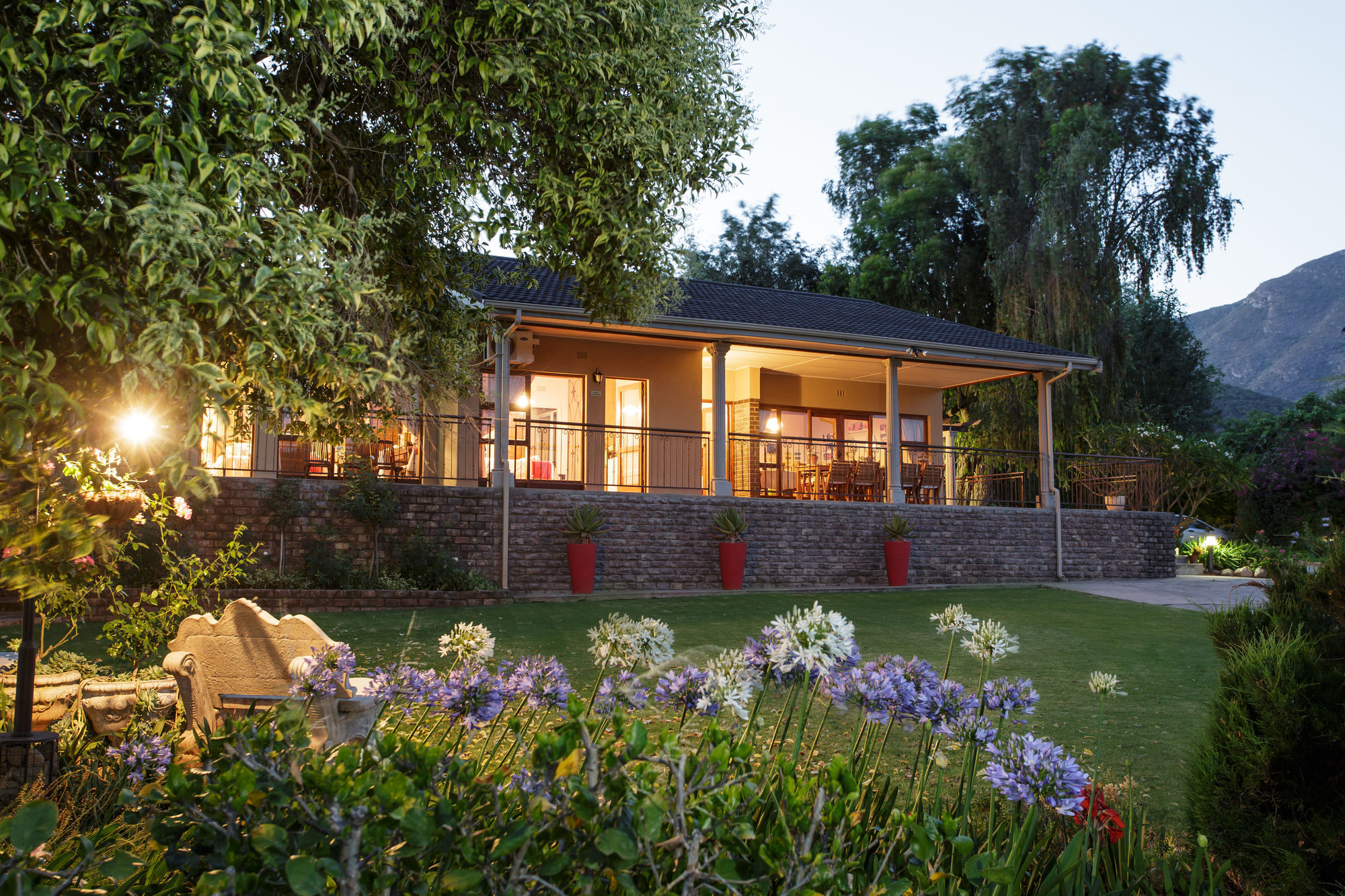 Die Fonteine Guest House Oudtshoorn Exterior foto